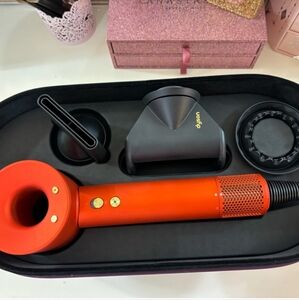 Dyson Super Sonic  hair dryer  with attachment
